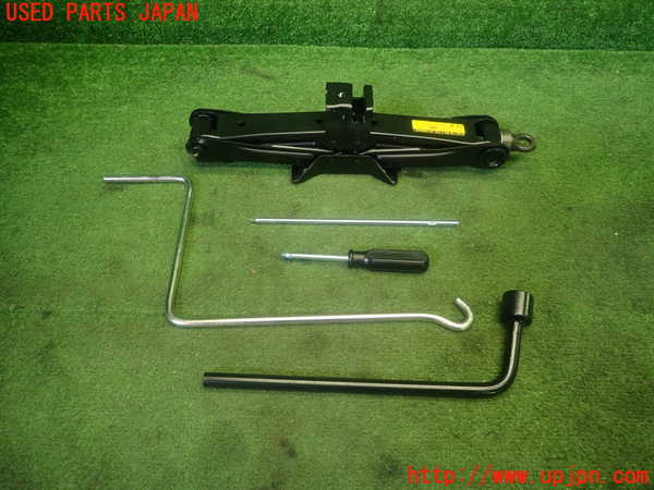 1UPJ-31407805]レクサス・GS250(GRL11)車載工具 中古_m0001.jpg