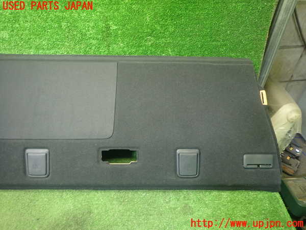 1UPJ-31407761]レクサス・GS250(GRL11)トノカバー1 中古_m0003.jpg