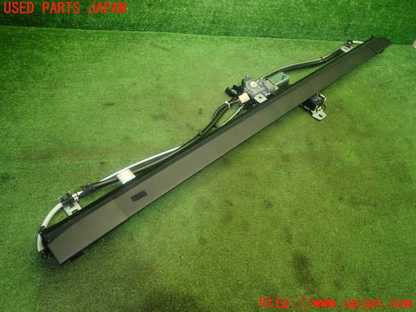 1UPJ-31407790]レクサス・GS250(GRL11)リアサンシェード 中古_m0002.jpg