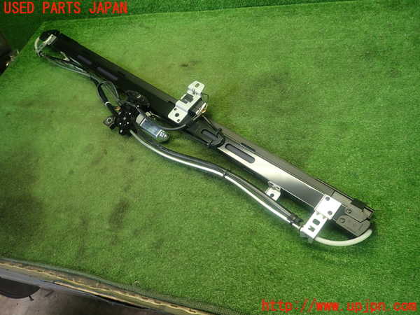 1UPJ-31407790]レクサス・GS250(GRL11)リアサンシェード 中古_m0003.jpg