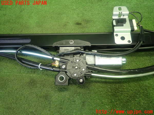 1UPJ-31407790]レクサス・GS250(GRL11)リアサンシェード 中古_m0004.jpg