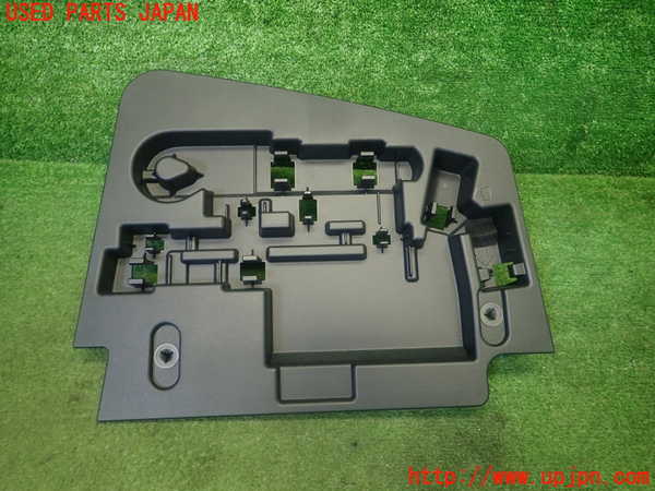 1UPJ-31407772]レクサス・GS250(GRL11)ラゲッジトレイ2 中古_m0003.jpg