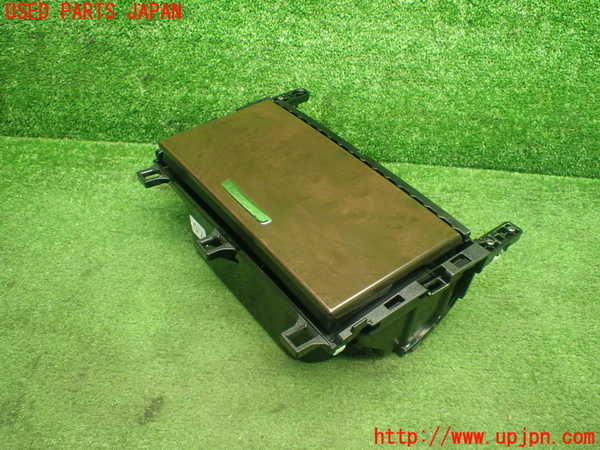 1UPJ-31407810]レクサス・GS250(GRL11)ドリンクホルダー 中古_m0002.jpg