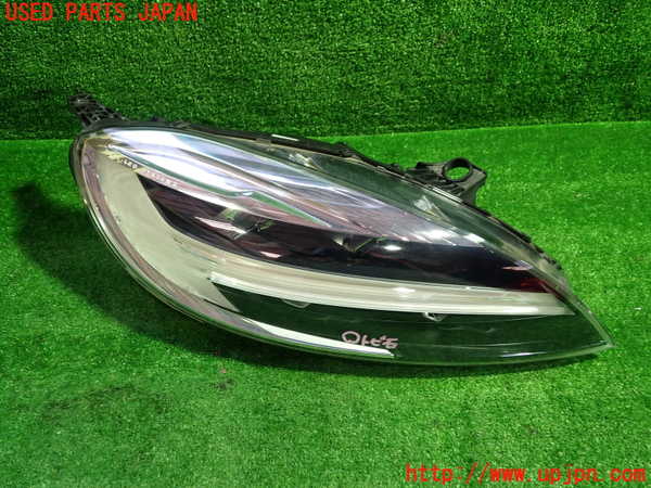1UPJ-31411130]ボルボ・V40(MB4154T)右ヘッドライト LED 中古_m0001.jpg
