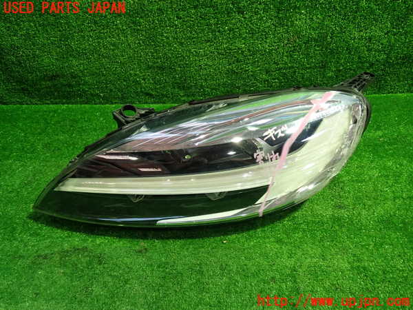 1UPJ-31411132]ボルボ・V40(MB4154T)左ヘッドライト LED 【ジャンク】_m0001.jpg
