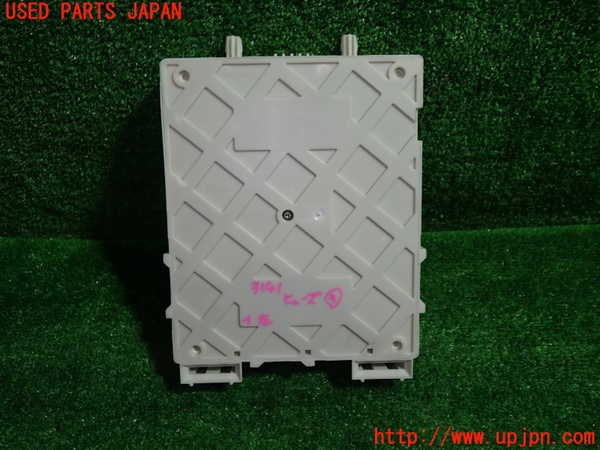 1UPJ-31416743]ボルボ・V40(MB4154T)ヒューズボックス3 中古_m0003.jpg