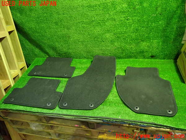 1UPJ-31417800]ボルボ・V40(MB4154T)フロアマット 中古_m0001.jpg
