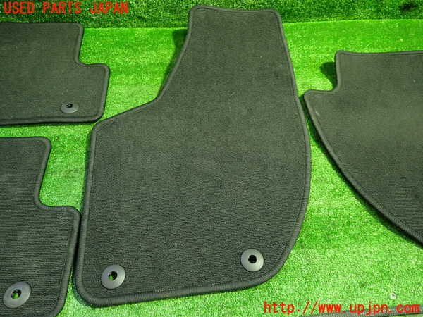 1UPJ-31417800]ボルボ・V40(MB4154T)フロアマット 中古_m0003.jpg