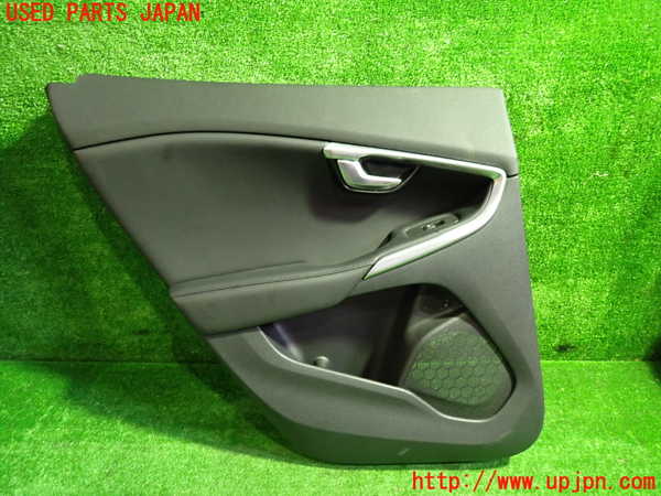 1UPJ-31411324]ボルボ・V40(MB4154T)左後ドア内張り 中古_m0001.jpg