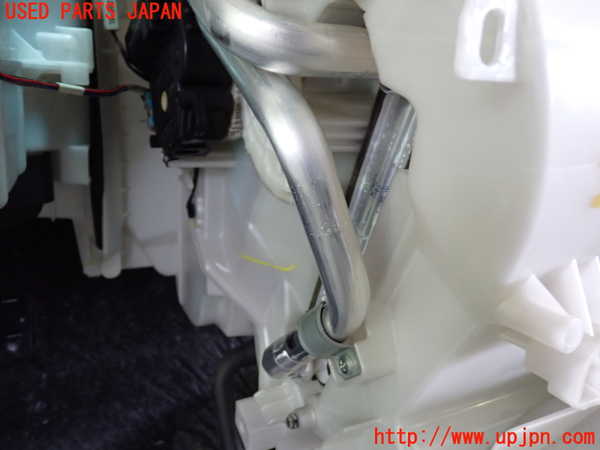 1UPJ-31426081]ヴェルファイア(ANH20W)エバポレーター1 (フロント) 中古_m0003.jpg