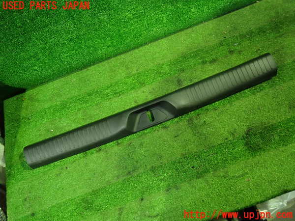 5UPJ-31427771]ヴェルファイア(ANH20W)ラゲッジトレイ1 中古_m0001.jpg