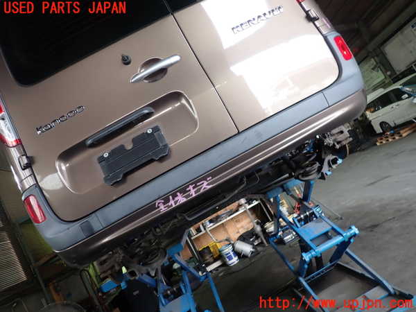 1UPJ-31431610]ルノー・カングー(KWK4M)リアバンパー 中古_m0001.jpg