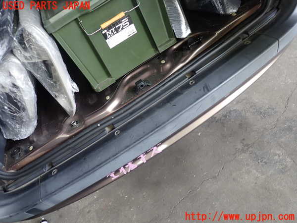 1UPJ-31431610]ルノー・カングー(KWK4M)リアバンパー 中古_m0004.jpg
