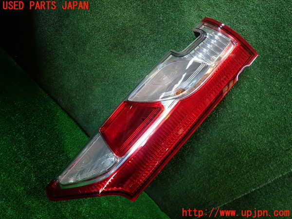1UPJ-31431530]ルノー・カングー(KWK4M)右テールランプ 中古_m0001.jpg