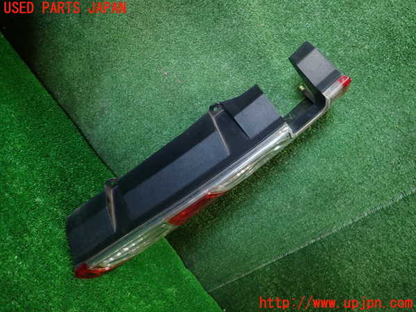 1UPJ-31431530]ルノー・カングー(KWK4M)右テールランプ 中古_m0003.jpg