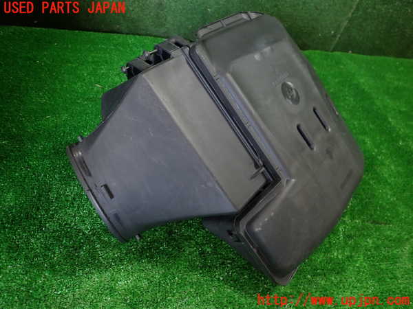 1UPJ-31432560]ルノー・カングー(KWK4M)エアクリーナーボックス 中古_m0001.jpg