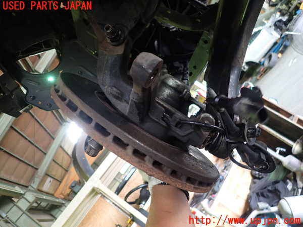 1UPJ-31434295]ルノー・カングー(KWK4M)左フロントナックルハブ 中古_m0002.jpg