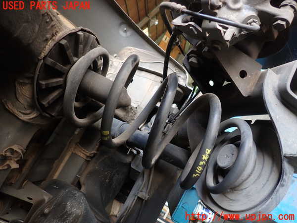 1UPJ-31435100]ルノー・カングー(KWK4M)右リアスプリング 中古_m0001.jpg