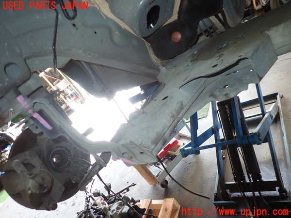 1UPJ-31435285]ルノー・カングー(KWK4M)フロントメンバー 中古_m0002.jpg