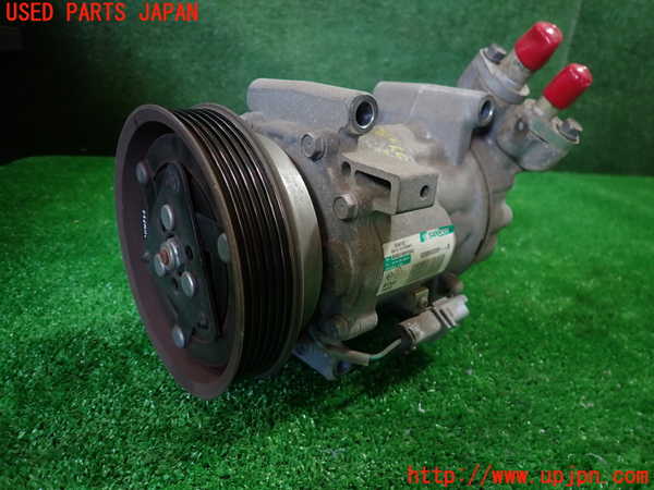 1UPJ-31436025]ルノー・カングー(KWK4M)エアコンコンプレッサー 中古_m0001.jpg