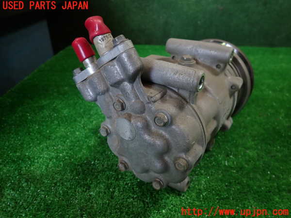 1UPJ-31436025]ルノー・カングー(KWK4M)エアコンコンプレッサー 中古_m0002.jpg