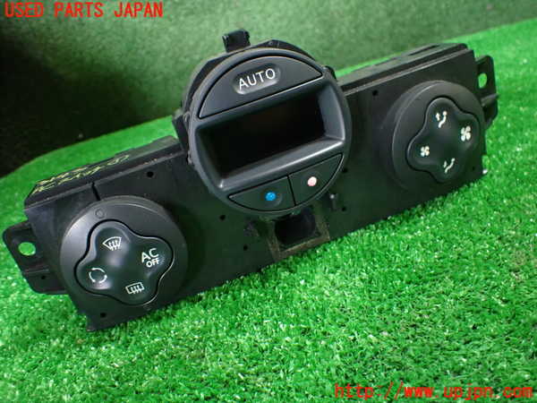 5UPJ-31436066]ルノー・カングー(KWK4M)エアコンスイッチ1 中古_m0001.jpg