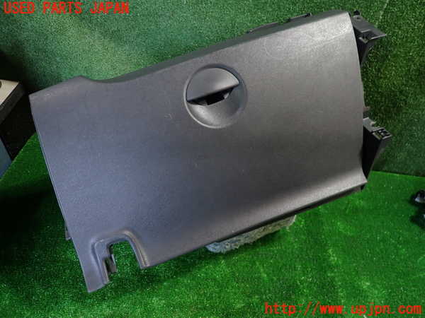 1UPJ-31437516]ルノー・カングー(KWK4M)グローブボックス1 中古_m0001.jpg