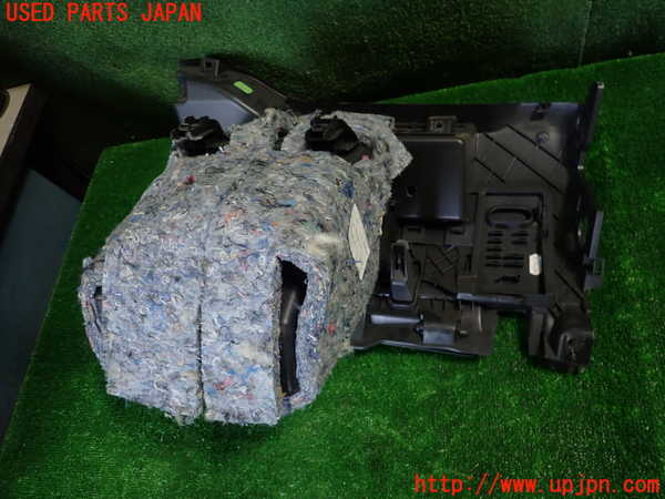 1UPJ-31437516]ルノー・カングー(KWK4M)グローブボックス1 中古_m0004.jpg