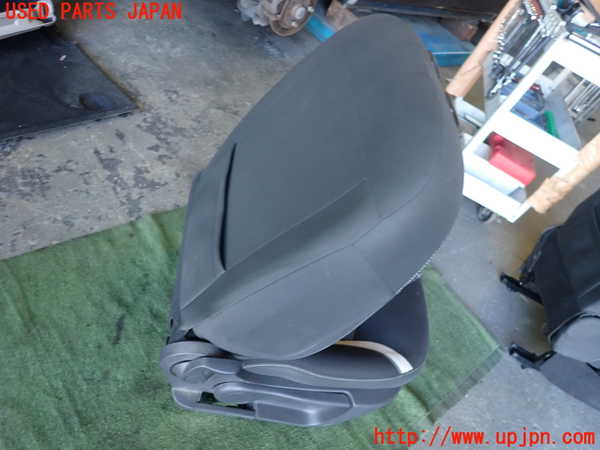 1UPJ-31437035]ルノー・カングー(KWK4M)運転席シート 中古_m0004.jpg