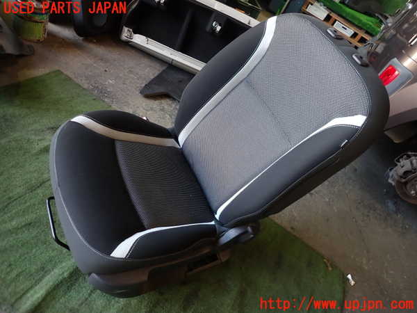 1UPJ-31437065]ルノー・カングー(KWK4M)助手席シート 中古_m0001.jpg