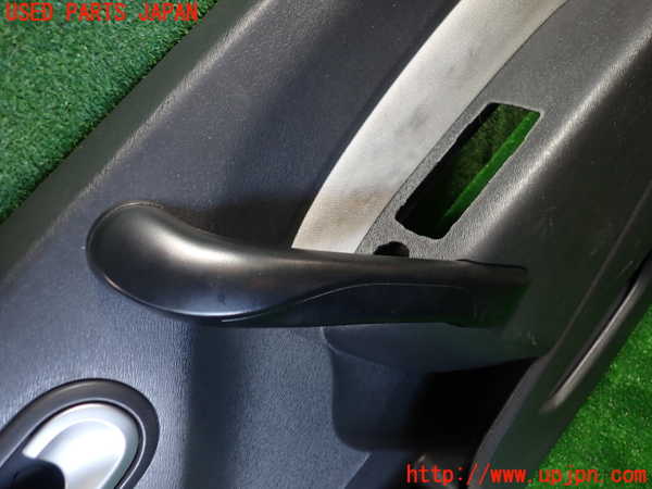 1UPJ-31431234]ルノー・カングー(KWK4M)右前ドア内張り 中古_m0002.jpg