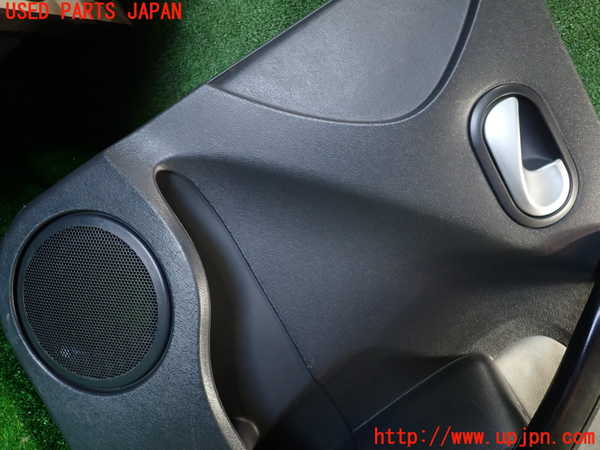 1UPJ-31431234]ルノー・カングー(KWK4M)右前ドア内張り 中古_m0003.jpg