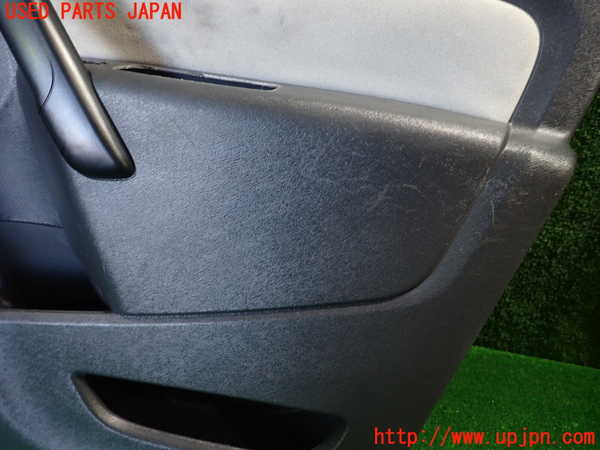 1UPJ-31431234]ルノー・カングー(KWK4M)右前ドア内張り 中古_m0004.jpg