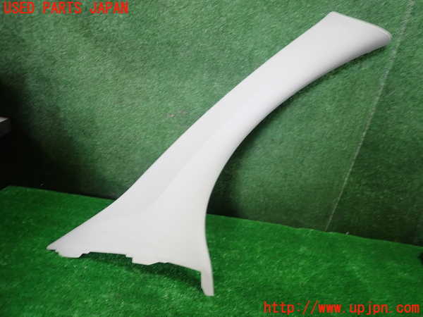 1UPJ-31437655]ルノー・カングー(KWK4M)右フロントピラートリム 中古_m0001.jpg