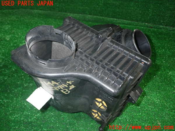 5UPJ-31442560]フィアット・500X(33414)エアクリーナーボックス 中古_m0003.jpg