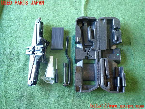 1UPJ-31447805]フィアット・500X(33414)車載工具 中古_m0001.jpg