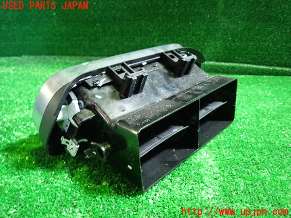 5UPJ-31447526]フィアット・500X(33414)エアコン吹き出し口1 中古_m0003.jpg