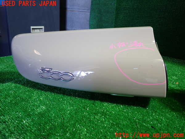 1UPJ-31447841]フィアット・500X(33414)小物入れ1 中古_m0001.jpg