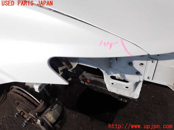 2UPJ-31451080]ボルボ・V60(ZB420)右前フェンダー 中古_m0002.jpg
