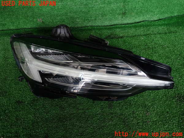 2UPJ-31451130]ボルボ・V60(ZB420)右ヘッドライト LED 中古_m0001.jpg