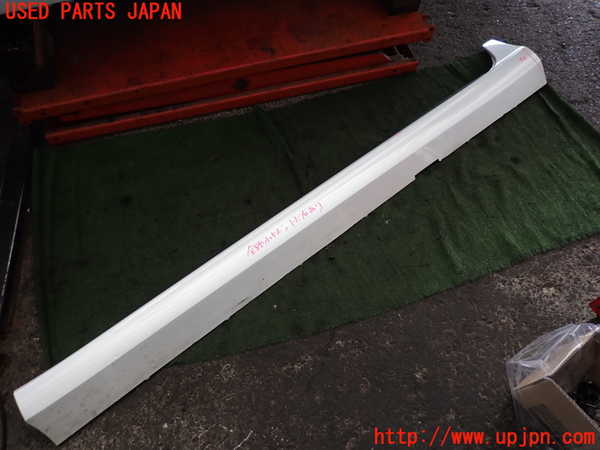2UPJ-31451392]ボルボ・V60(ZB420)左サイドステップ 中古_m0001.jpg