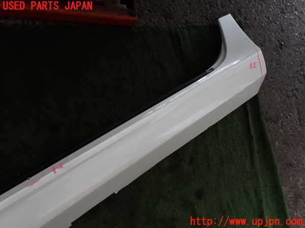 2UPJ-31451392]ボルボ・V60(ZB420)左サイドステップ 中古_m0003.jpg