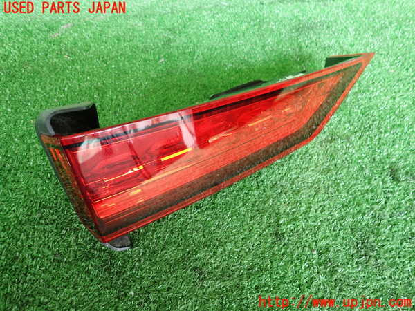 2UPJ-31451552]ボルボ・V60(ZB420)左リアフィニッシャー 中古_m0001.jpg