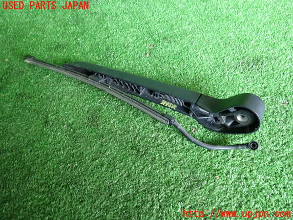 5UPJ-31451661]ボルボ・V60(ZB420)リアワイパーアーム1 中古_m0002.jpg