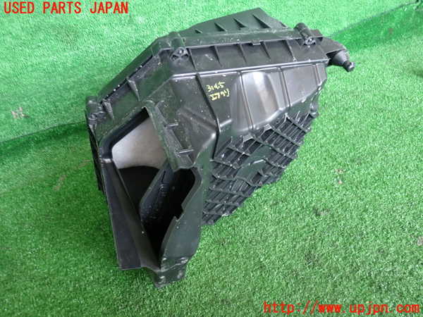 2UPJ-31452560]ボルボ・V60(ZB420)エアクリーナーボックス 中古_m0003.jpg