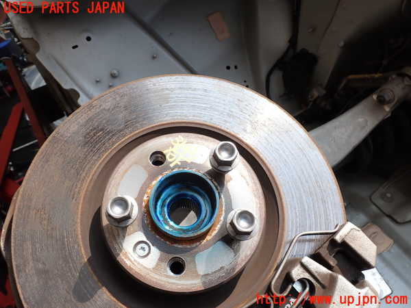 2UPJ-31454290]ボルボ・V60(ZB420)右フロントナックルハブ 中古_m0002.jpg