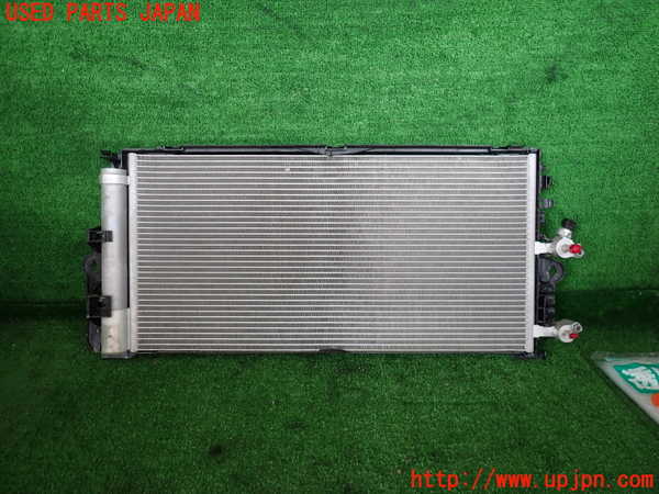 2UPJ-31456031]ボルボ・V60(ZB420)エアコンコンデンサー1 中古_m0003.jpg