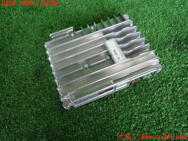 2UPJ-31456660]ボルボ・V60(ZB420)TVチューナー 中古_m0002.jpg