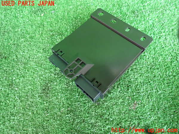 2UPJ-31456147]ボルボ・V60(ZB420)コンピューター2 (TRUNK DOOR TAILGATE CONTROL ) 中古_m0002.jpg