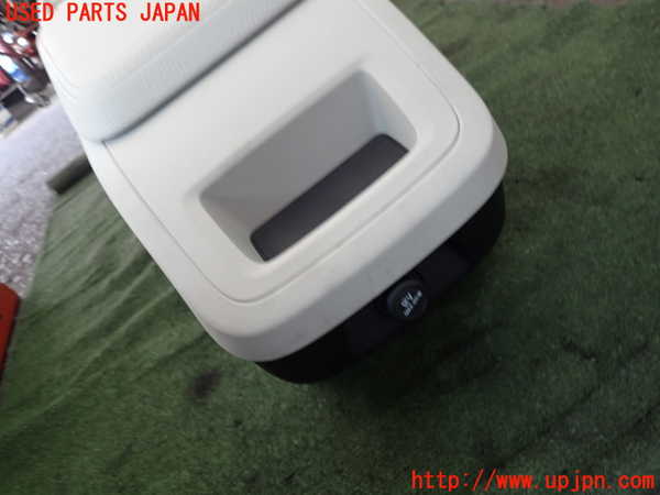 2UPJ-31457540]ボルボ・V60(ZB420)センターコンソール 中古_m0004.jpg